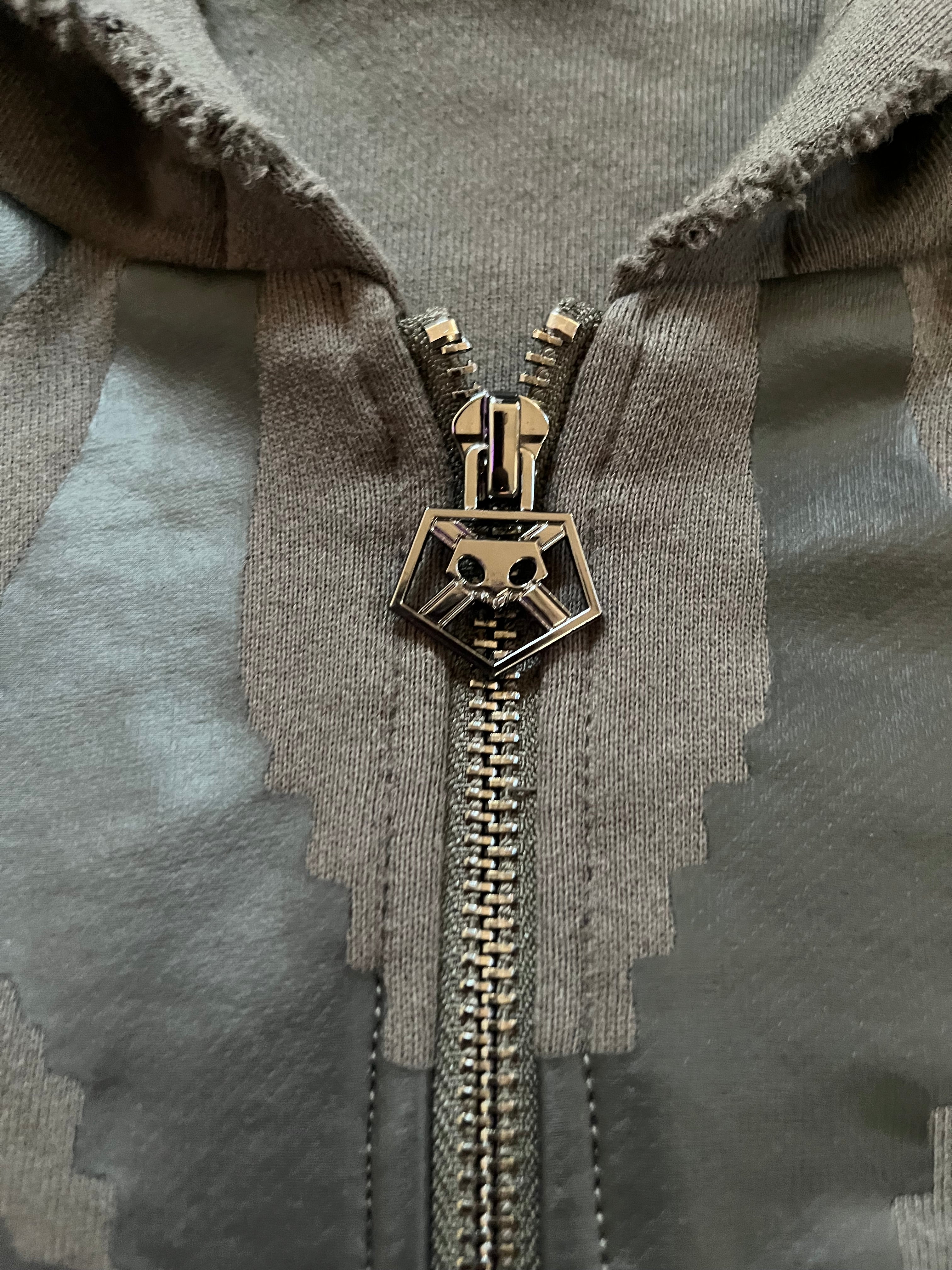 !...VASTRO Zip Up PREORDER